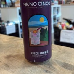 Nano Cinco Punch Runner