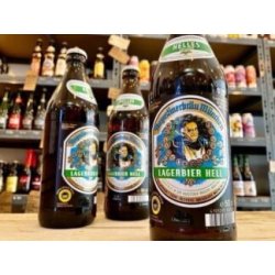 Augustiner  Helles Lagerbier Hell - Wee Beer Shop