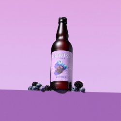 Howies Berries Cider 500ml Bottles - Inn Express