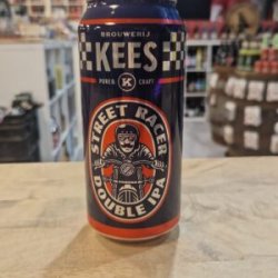 Kees  Street Racer - Het Biermeisje