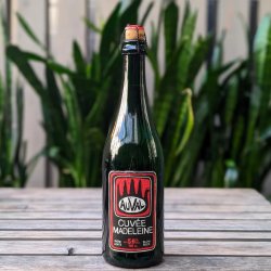 Brasserie Auval Brewing Cuvée Madeleine