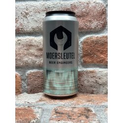 Moersleutel Craft Brewery Barcode: Silver & Aquamarine