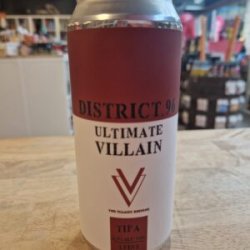 District 96  Ultimate Villain - Het Biermeisje