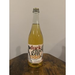 Duckchicken  Byford Wonder 2022 (750ml) - The Cat In The Glass