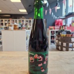 MikkellerBoon  Frederiksdal Oude Kriek 7 - Het Biermeisje