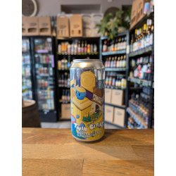 Left Handed Giant Twin Cities: Galaxy & Azacca