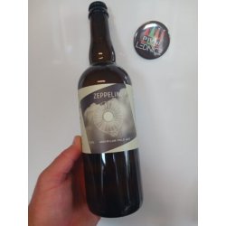 Falkon Zeppelin Pale Ale 11°4,5% 0,7l - Pivní lednice