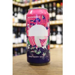 MOONWAKE HONEYBERRY SOUR - Cork & Cask