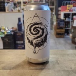 White Dog Brewery Glazed Cinnabon Roll