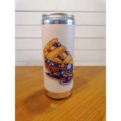 Brewski Triple Berry Pie (4%)