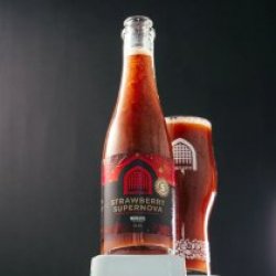 Vault City Strawberry Supernova (BOTTLES) - Pivovar