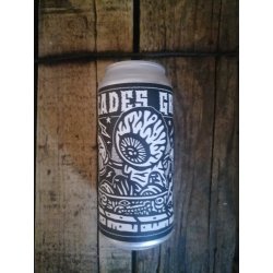 Black Iris Decades Grind 4.2% (440ml can) - waterintobeer