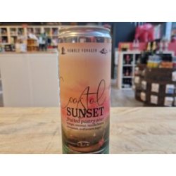 Humble Forager Brewery Coastal Sunrise v7: Apricot, Orange, Plum, Cranberry, Vanilla Beans, Cinnamon, Brown Sugar Humble Forager Brewery Coastal Sunrise v7: Apricot, Orange, Plum, Cranberry, Vanilla Beans, Cinnamon, Brown Sugar
