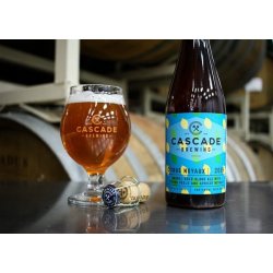 Cascade  Citrus Noyaux - The Cat In The Glass