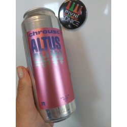 Chroust Altus 12°7% 0,5l - Pivní lednice