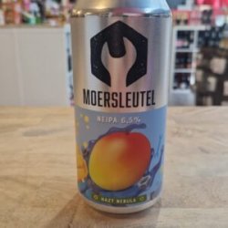 Moersleutel  Hazy Nebula - Het Biermeisje