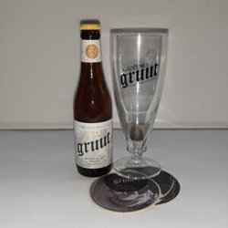 Kies je favoriete Gruut biertje samen met glas + 4 bierviltjes - Gentse Gruut Stadsbrouwerij