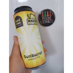 HaksnaMadCat Sunburst 12°5,1% 0,5l - Pivní lednice