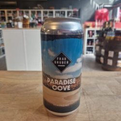 Frau Gruber  Paradise Cove - Het Biermeisje