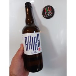 Falkon Akira 11°4,6% 0,7l - Pivní lednice