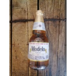 Modelo Especial 4.5% (355ml bottle) - waterintobeer