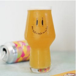 THE CRAFT DIARIES. BEER SMILE! 47.3CL CRAFT MASTER ONE CRAFT BEER GLASS - The Beer Shelf