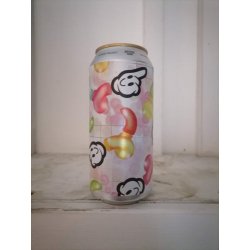 Northern Monk Garys Fizzy Army 0.5% (440ml can) - waterintobeer