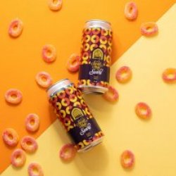 Vault City Sweet Shop Peach Rings (CANS) - Pivovar