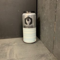 Moersleutel Craft Brewery Barcode: Turquoise Off-White