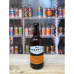 Sheppys Original Cloudy Cider 4.5% 50cl Bottle - Cambridge Wine Merchants