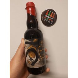 Zichovec Coconut Stout 2023 14,5% 0,375l - Pivní lednice