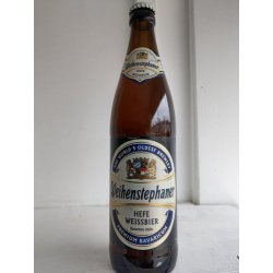 Weihenstephan Hefe Weiss 5.4% (500ml bottle) - waterintobeer