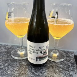 Browar Stu Mostów WILD#25 Mixed Fermentation Riesling Ale Browar Stu Mostów WILD#25 Mixed Fermentation Riesling Ale