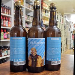 St Bernardus - Wit 5.5% Belgian Wheat Beer - Bottles and Books