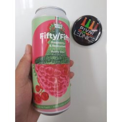 Magic Road Fifty  Fifty Raspberry & Redcurrant 5,1% 0,5l - Pivní lednice