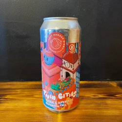 Left Handed Giant Twin Cities: Citra & Superdelic Left Handed Giant Twin Cities: Citra & Superdelic