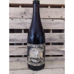 Angela 2015 - Zombier