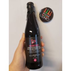 Funky Fluid Glory Box 12% 0,33l - Pivní lednice