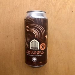 Vault City - Maple Vanilla Choc Chip Scoop 13% (440ml) - Beer Zoo