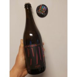 Chroust Madame Wu 11°4,6% 0,7l - Pivní lednice