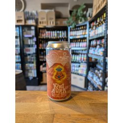 Left Handed Giant Kiwi Aura 