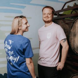 Hive Mind 'Show Me The Honey' T-Shirt - Hive Mind Mead & Brew Co