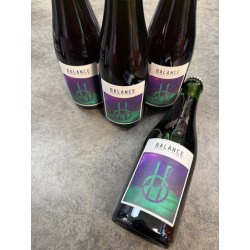 BALANCE BREWING & BLENDING. BRAMBLE 2023 WILD ALE WITH BLACKBERRIES 6% 375ml - The Beer Shelf