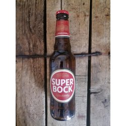 Super Bock 4.7% (330ml bottle) - waterintobeer