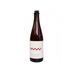 Weaver Hollow Brewery Red Velvet Weaver Hollow Brewery Red Velvet