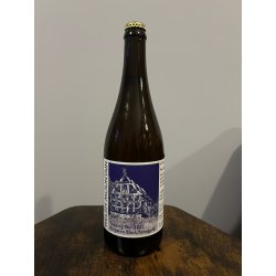 Welsh Mountain  Topping out 2021 (750ml) - The Cat In The Glass