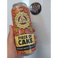 Trzech Kumpli Piece of Cake 5,3% 0,5l - Pivní lednice