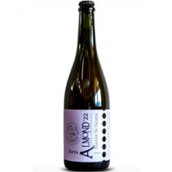 Almond 22 Blanche de Valerie Almond 22 Blanche de Valerie