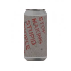 ATELIER VRAI STOP MAKING STUPID PEOPLE FAMOUS | vertikal verses series 1/5