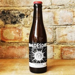 De La Senne Wadesda 9 8% (330ml) - Caps and Taps